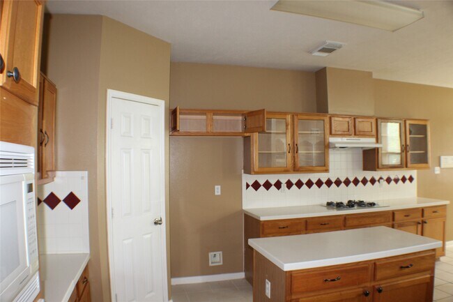 Building Photo - 12231 Ashford Park Dr
