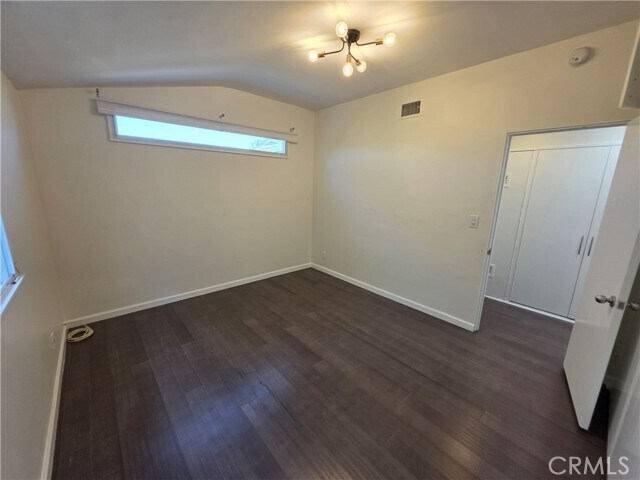 Building Photo - 310 S Thurston Ave