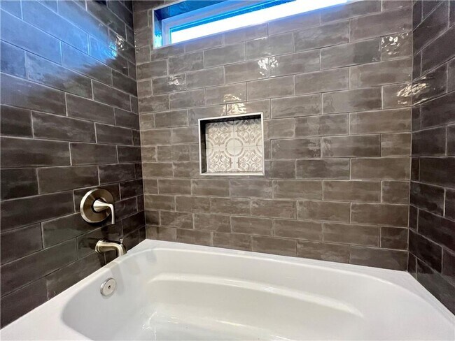 Building Photo - 189 W Jefferson St