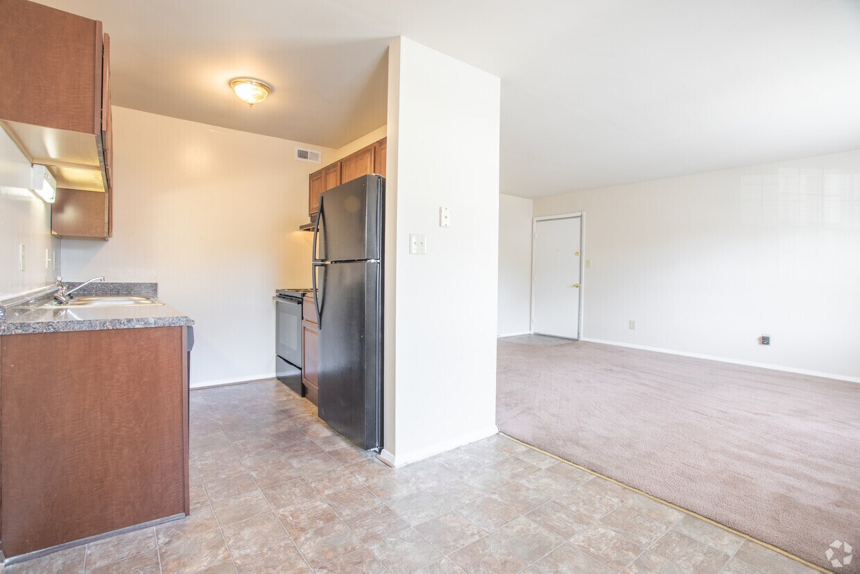Hampton Creek Apartments Hampton