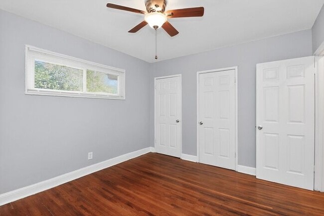 Building Photo - Charming 2BD/1BA Condo on Pecan Ave!