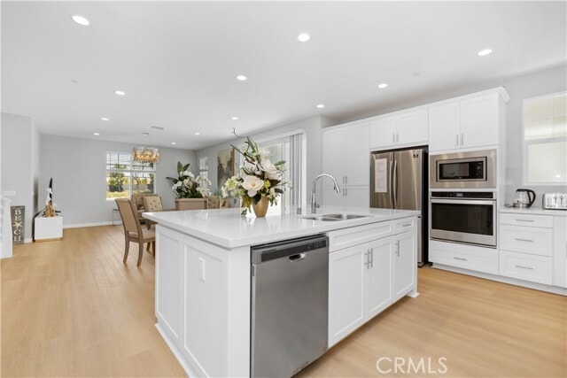 Building Photo - 136 Modjeska