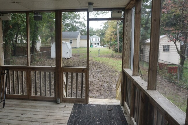 Building Photo - 3804 Vawter Ave