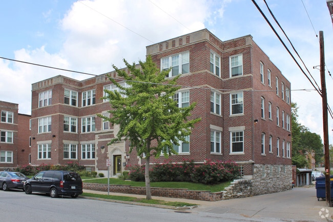 Primary Photo - Washington University