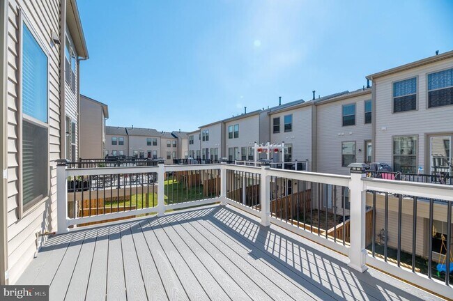 Building Photo - 42409 S Dogwood St