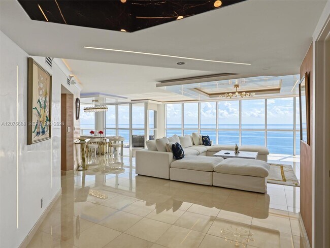 Building Photo - 16425 Collins Ave
