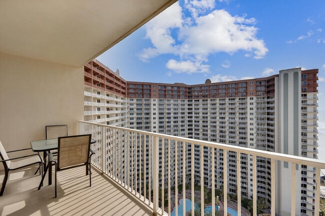 Building Photo - 104 Gulfside Ct