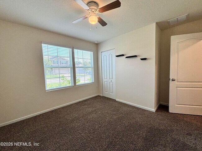 Building Photo - 2270 Willow Springs Dr