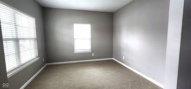 Building Photo - 5923 Edelle Dr