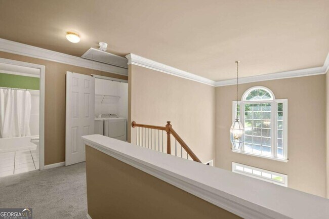 Building Photo - 10950 Kimball Crest Dr
