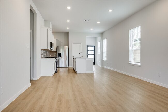 Building Photo - 12534 Nueces River Dr