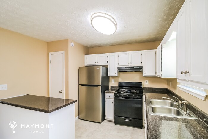 Building Photo - 1558 Cherry Hill Rd SW