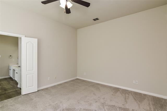 Building Photo - 11839 Westlawn Ln