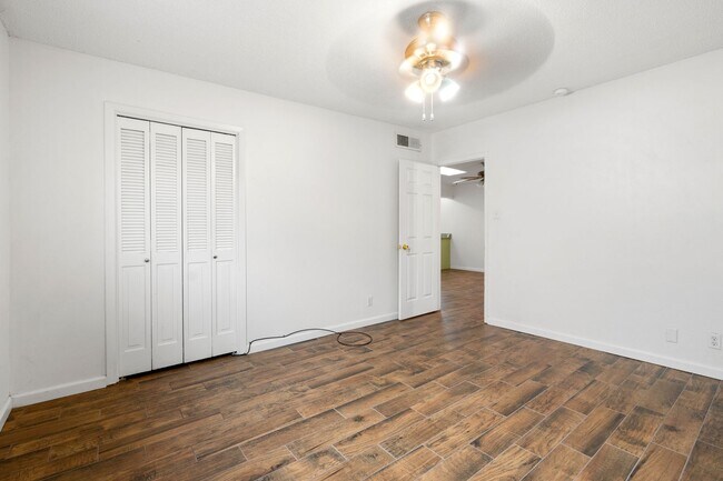 Building Photo - 3800 Morehead Ave