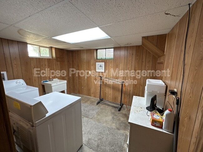 Building Photo - 1741 Ouray Ave
