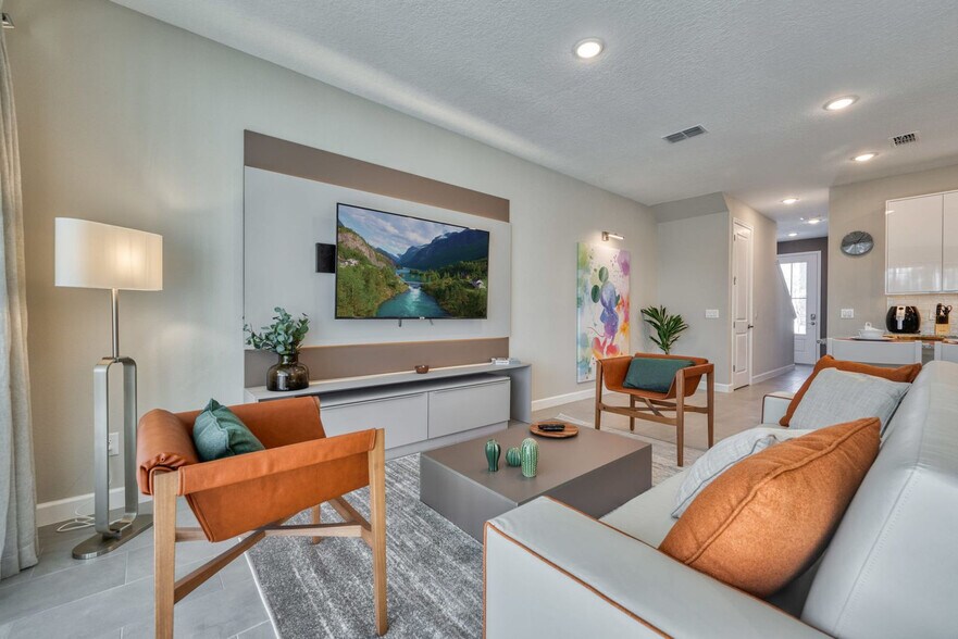Building Photo - 8013 Formosa Vly Pl