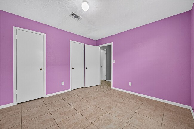 Building Photo - 4131 Baynard Dr