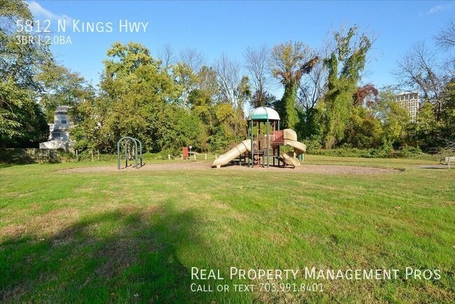 Building Photo - 5812 N Kings Hwy
