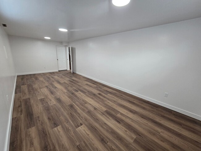 Building Photo - Remodeled 4 Bed, 2 Bath with Double Kitchen & Covered Carport