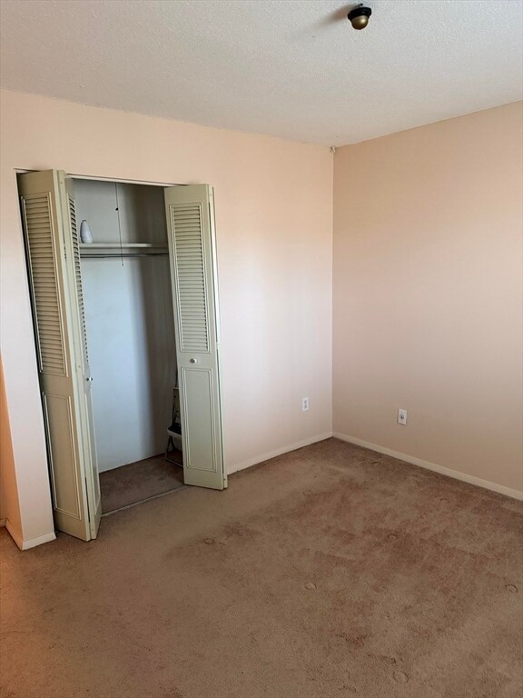 Building Photo - 147 Sylvan St