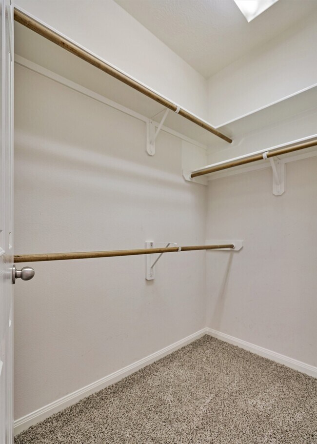 Building Photo - 126 S Regan Mead Cir