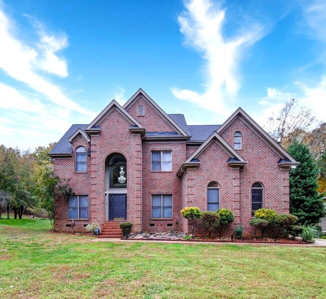 Building Photo - 119 Plantation Dr