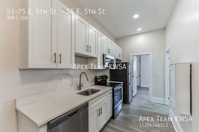 Building Photo - 51-75 E. 5th St.-55 E. 5th St.