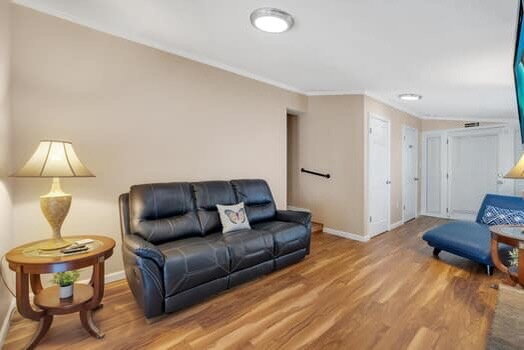 Building Photo - $250 Off Your Second Month's Rent + $250 Referral Bonus | Student-Friendly 3BR Home Minutes from ...