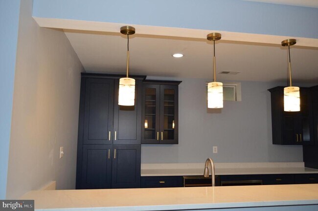 Building Photo - 43308 Barnstead Dr