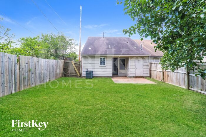 Building Photo - 6856 Meadow Chase Ln