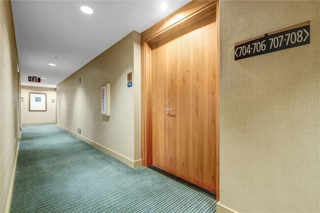 Building Photo - 3131 Michelson Dr