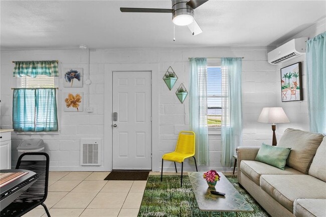 Building Photo - 1305 S 26th St