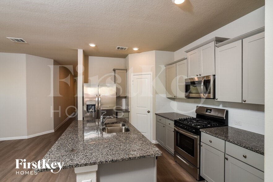 Building Photo - 1803 Morse Way