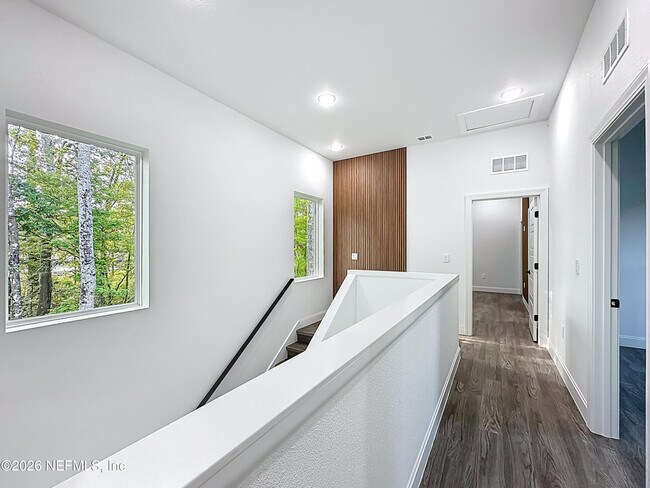 Building Photo - 8912 Hogan Rd