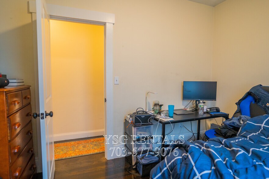 Building Photo - 85 Auckland St