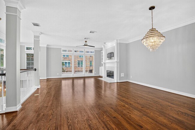 Building Photo - 4107 Woodhead St