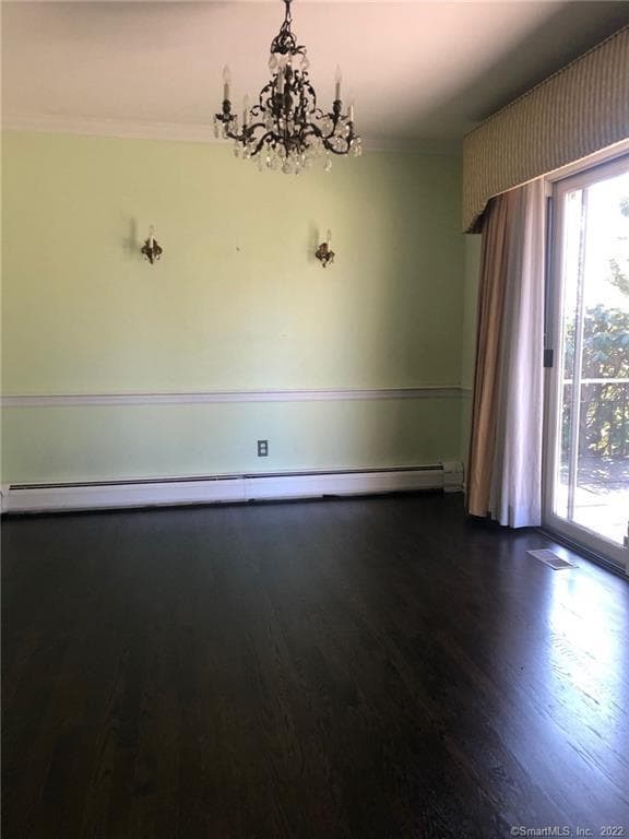 Building Photo - 927 Burroughs Rd