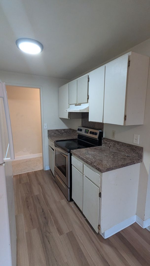 Building Photo - 14616 NE Coast Pine Ct