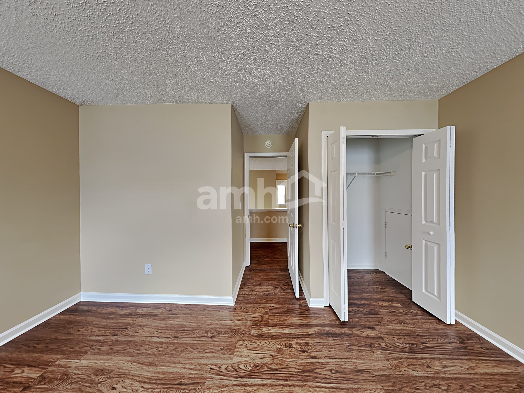 Building Photo - 182 Bonnie Woods Dr