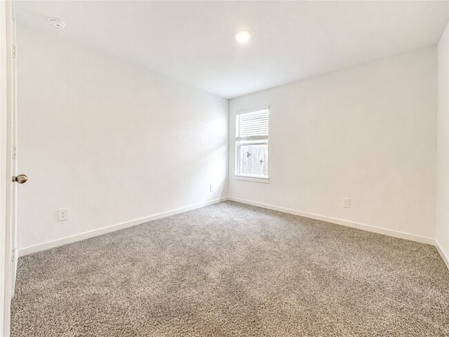 Building Photo - 30215 Lone Peak Dr