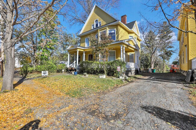 264 Building - 264 Clinton Ave