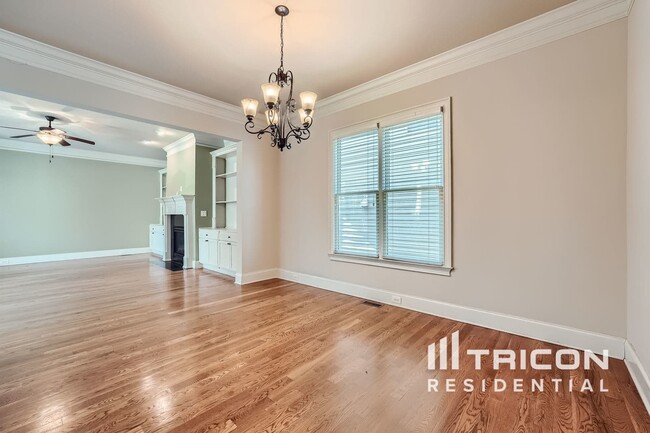Building Photo - 3893 Ridge Grove Way