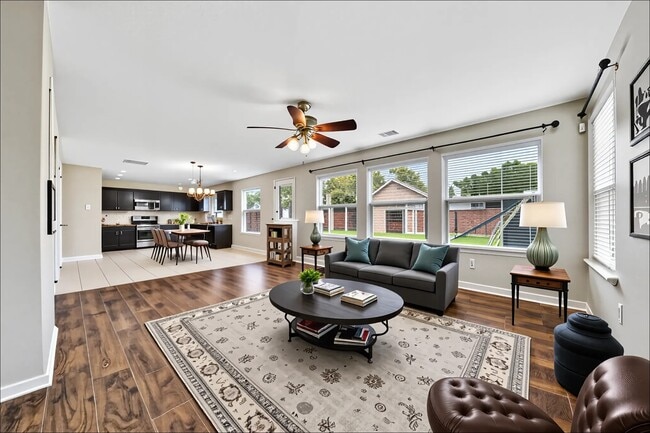 Building Photo - 32126 Willow Creek Park