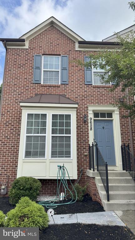 Building Photo - 9658 Atterbury Ln