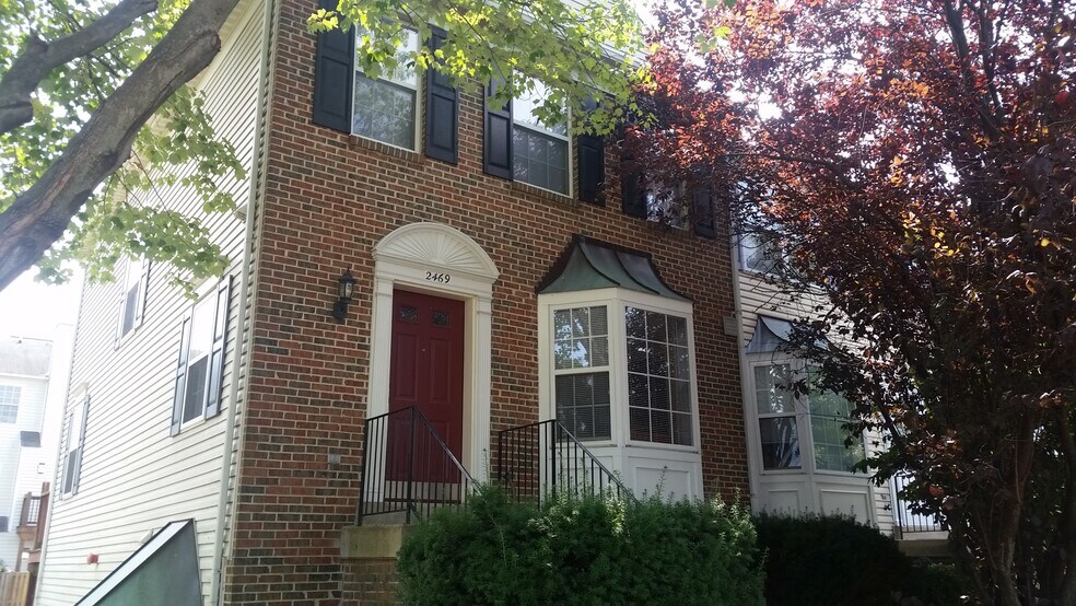 Building Photo - 2469 Wentworth Drive