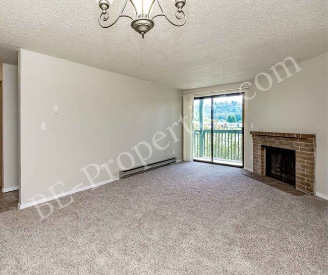 Building Photo - Cozy 1 Bedroom in the By The Green Community.
