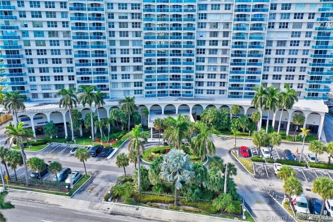Building Photo - 3800 S Ocean Dr