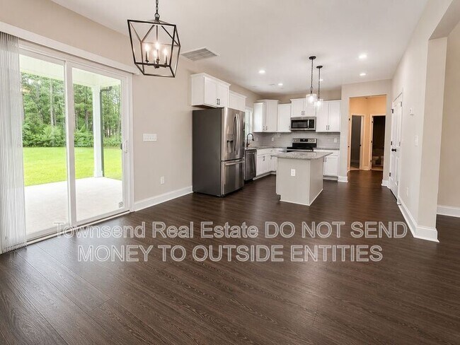 Building Photo - 621 Blawell Cir