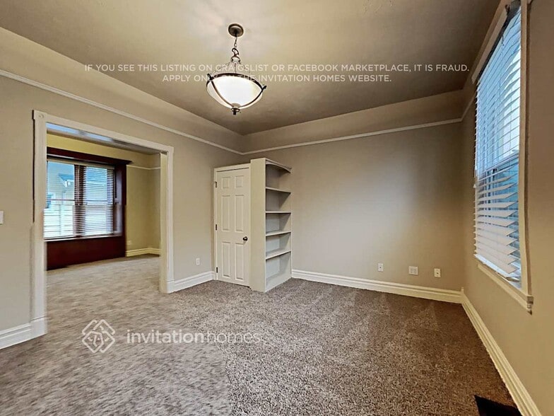 Building Photo - 2716 S 14th St