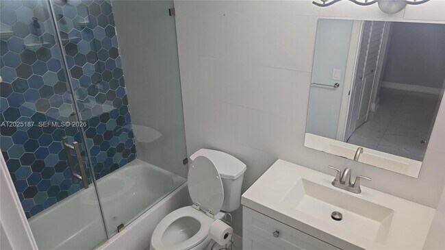 Building Photo - 7271 S Devon Dr
